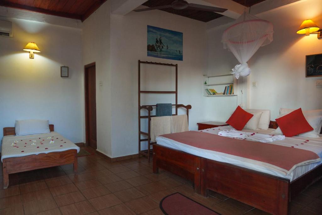 Deluxe Ocean Room
